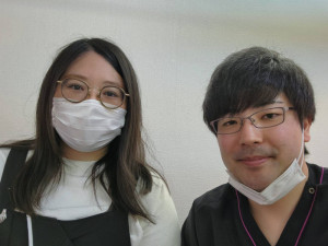 姿勢が良くなり、背中の痛み、頭痛、めまいが改善しました！